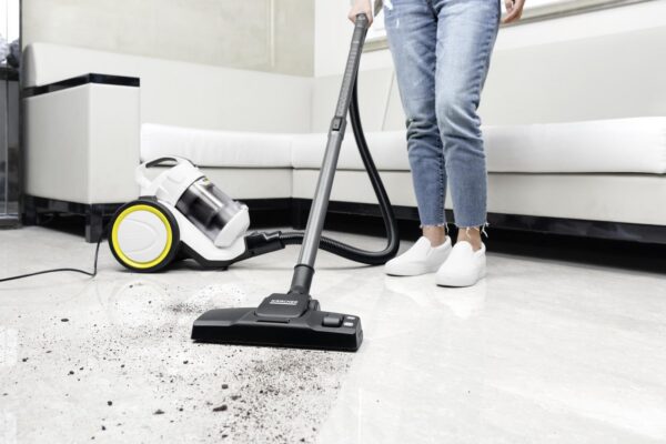 VC-3-cleaning-kit-ground-app-01-CI20-Web-1600-Max