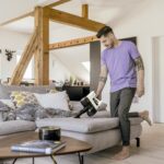 VC-4-Cordless-Premium-living-room-couch-app-02-CI20-Web-1600-Max